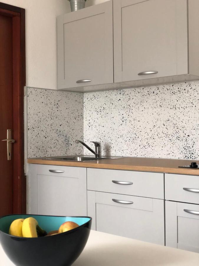 マリ・ロシニュCasa Di Castelloアパートメント エクステリア 写真